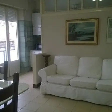 Spazioso In Centro Al Mare Apartment *